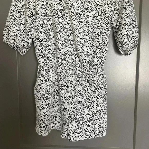 Zara Dots Print V-Neck Elbow Sleeve Open Back Romper White Black Size S - Picture 3 of 12